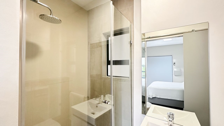 To Let 1 Bedroom Property for Rent in Table View Western Cape